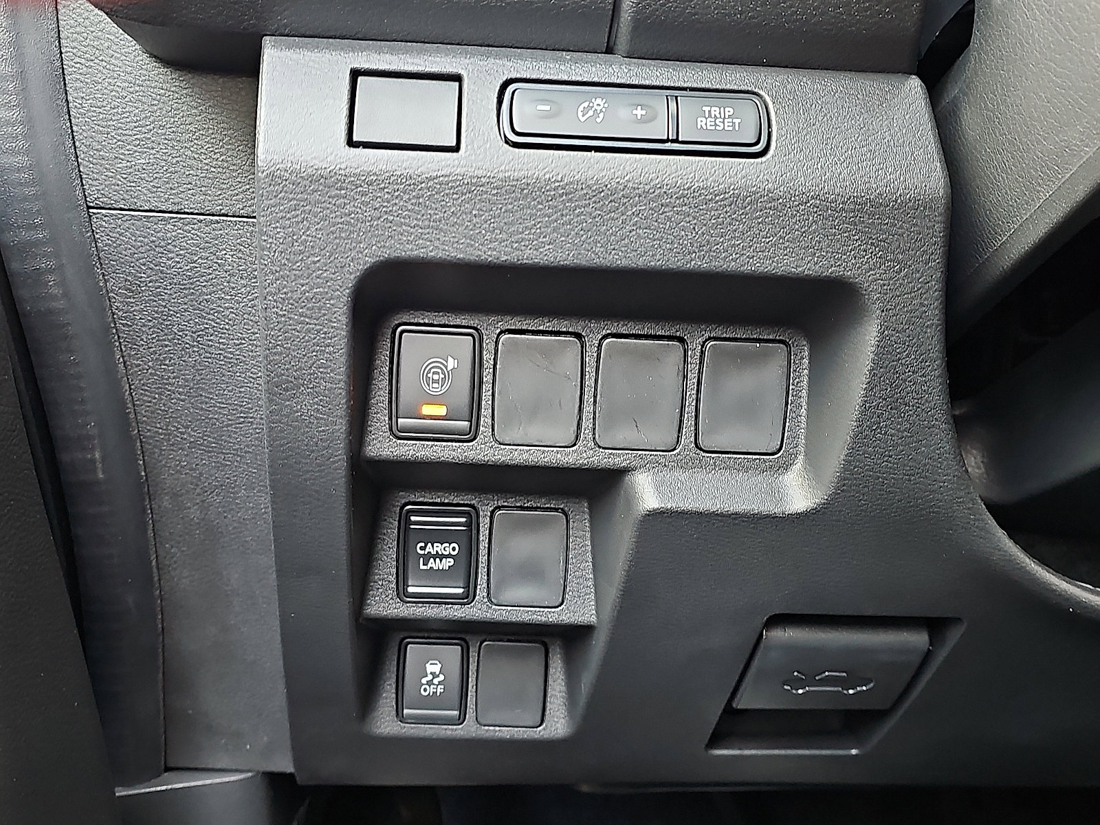 New 2026 Nissan Frontier SV w/ Tow Package image 16