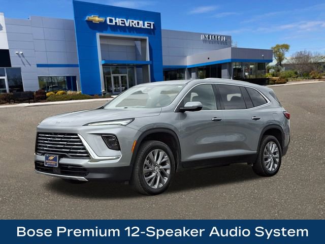 Used 2025 Buick Enclave Preferred image 4