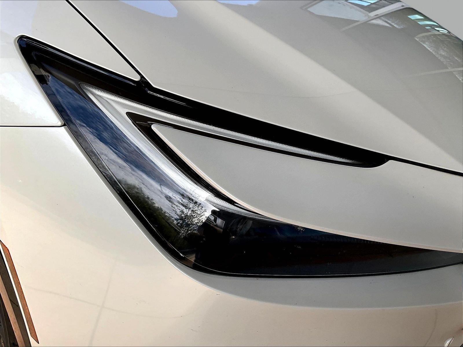 Used 2024 Toyota Prius Limited w/ Limited Premium Package AWD/4WD image 30