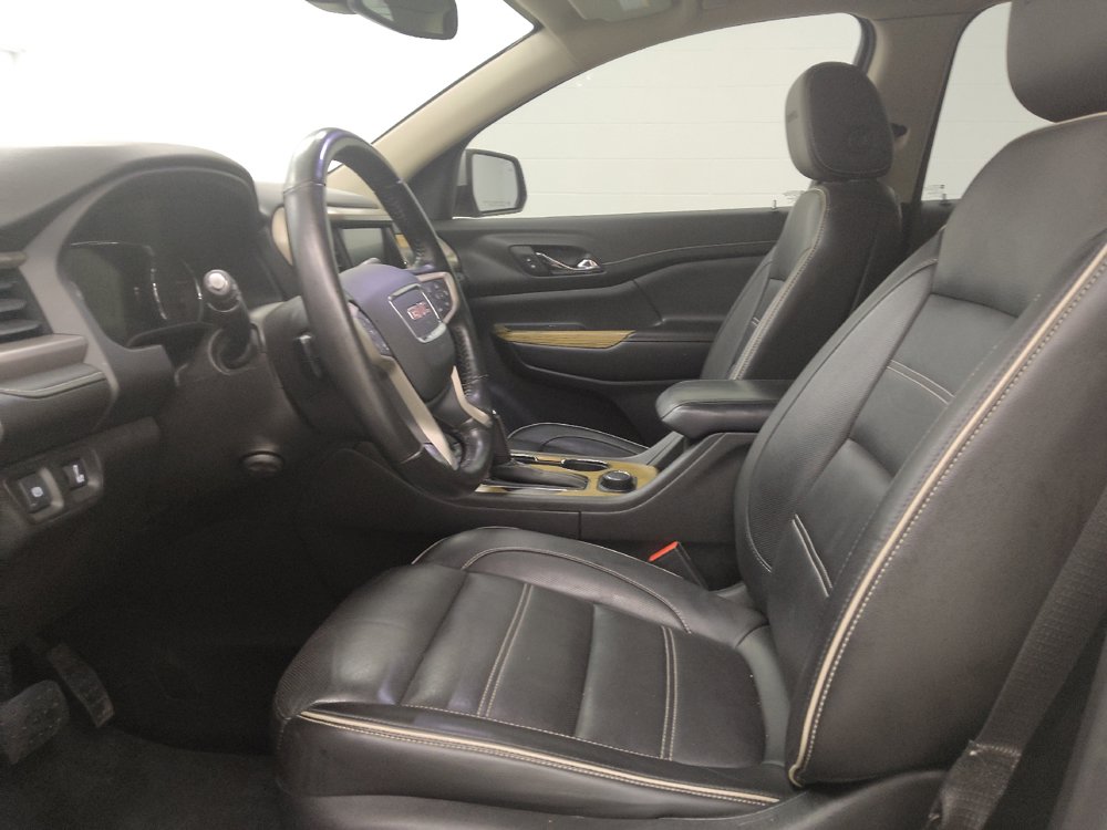 Used 2019 GMC Acadia Denali w/ Technology Package AWD/4WD image 17