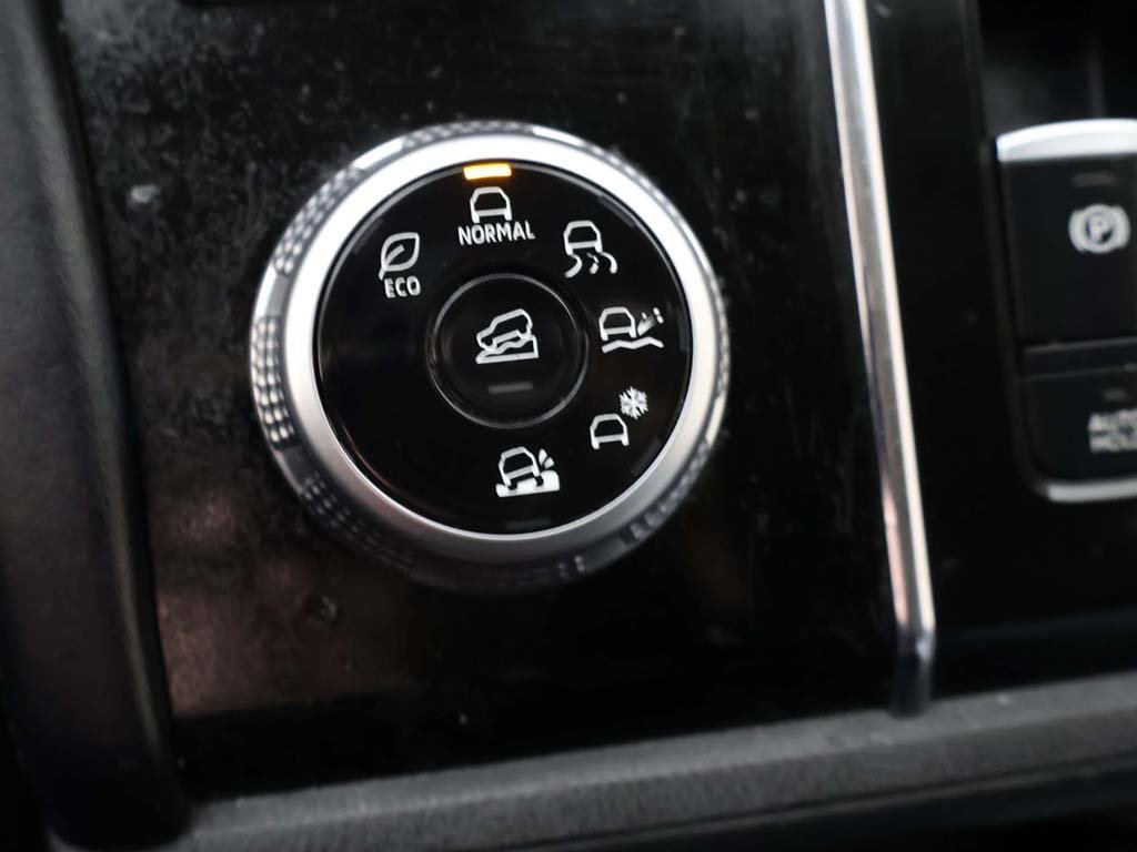 Used 2022 Mitsubishi Outlander ES image 42