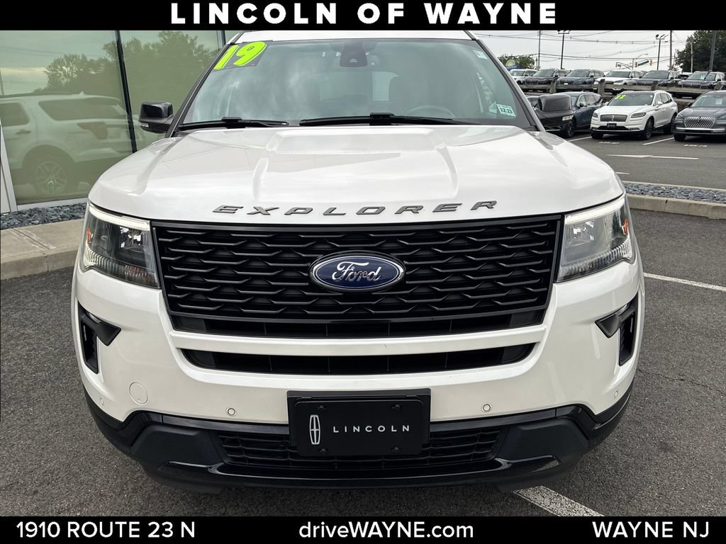 Used 2019 Ford Explorer Sport w/ Ford Safe & Smart Package AWD/4WD image 10