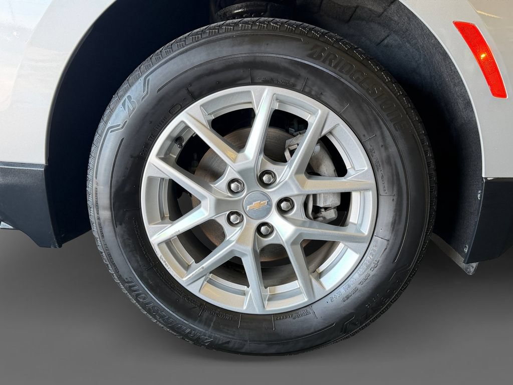 Used 2022 Chevrolet Equinox LT AWD/4WD image 9