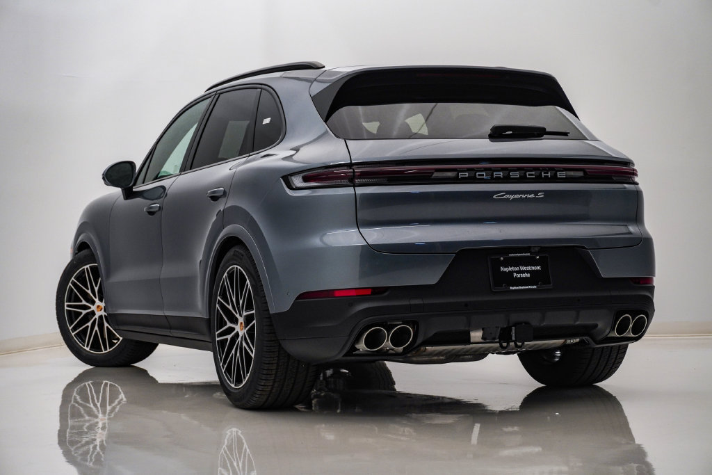 New 2026 Porsche Cayenne S AWD/4WD image 3