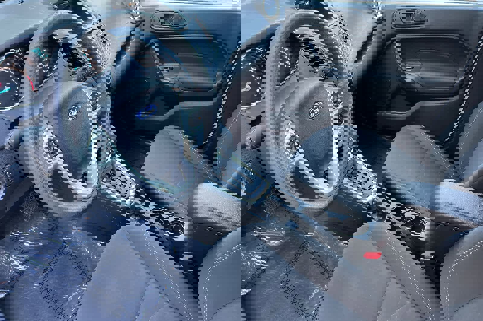 Used 2019 Ford Fiesta SE image 11