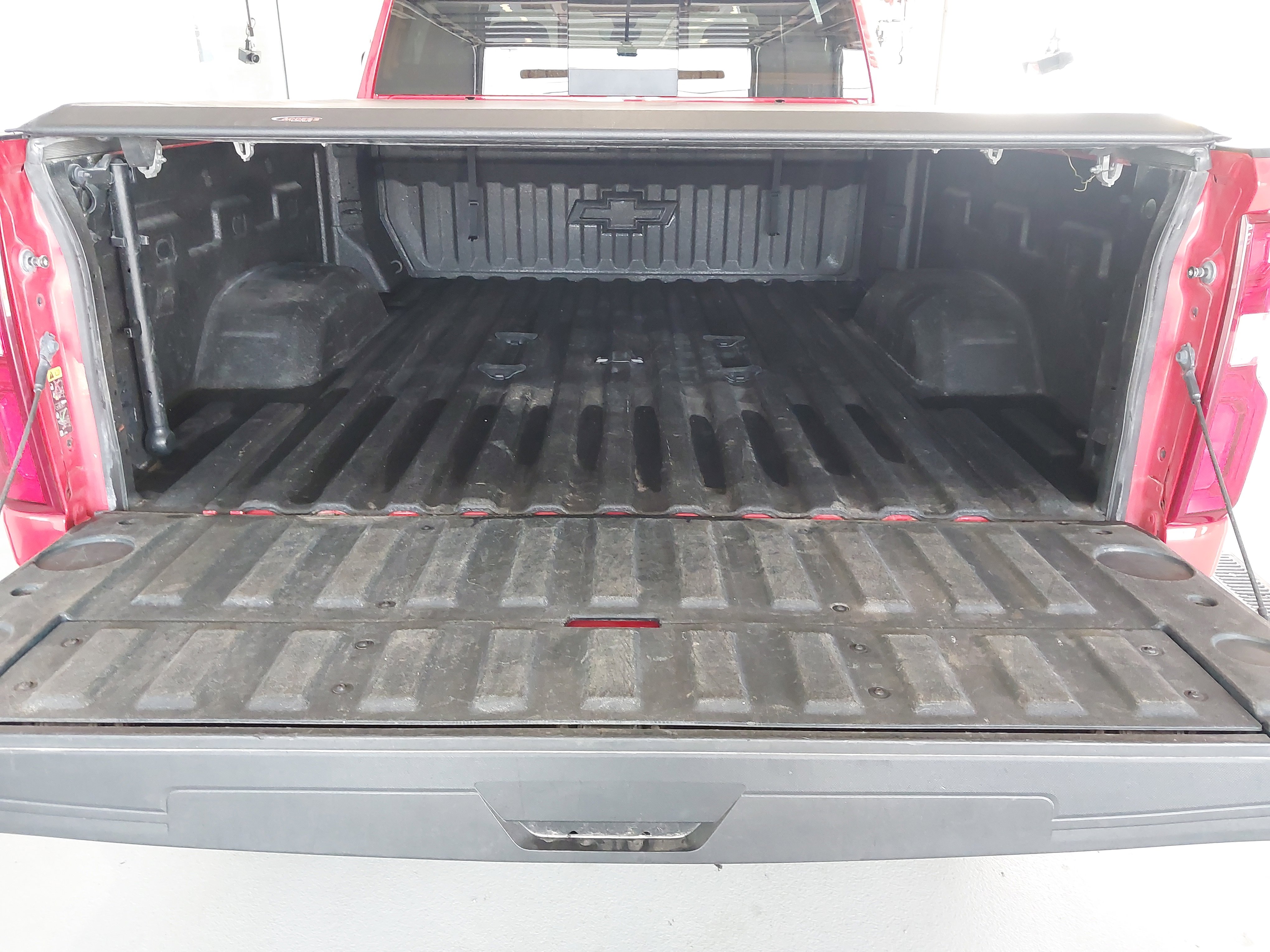 Used 2022 Chevrolet Silverado 2500 LTZ w/ LTZ Premium Package AWD/4WD image 27