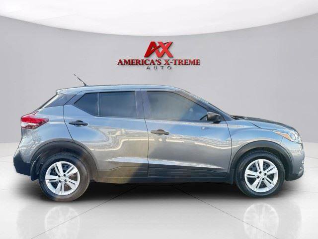 Used 2020 Nissan Kicks S FWD image 6