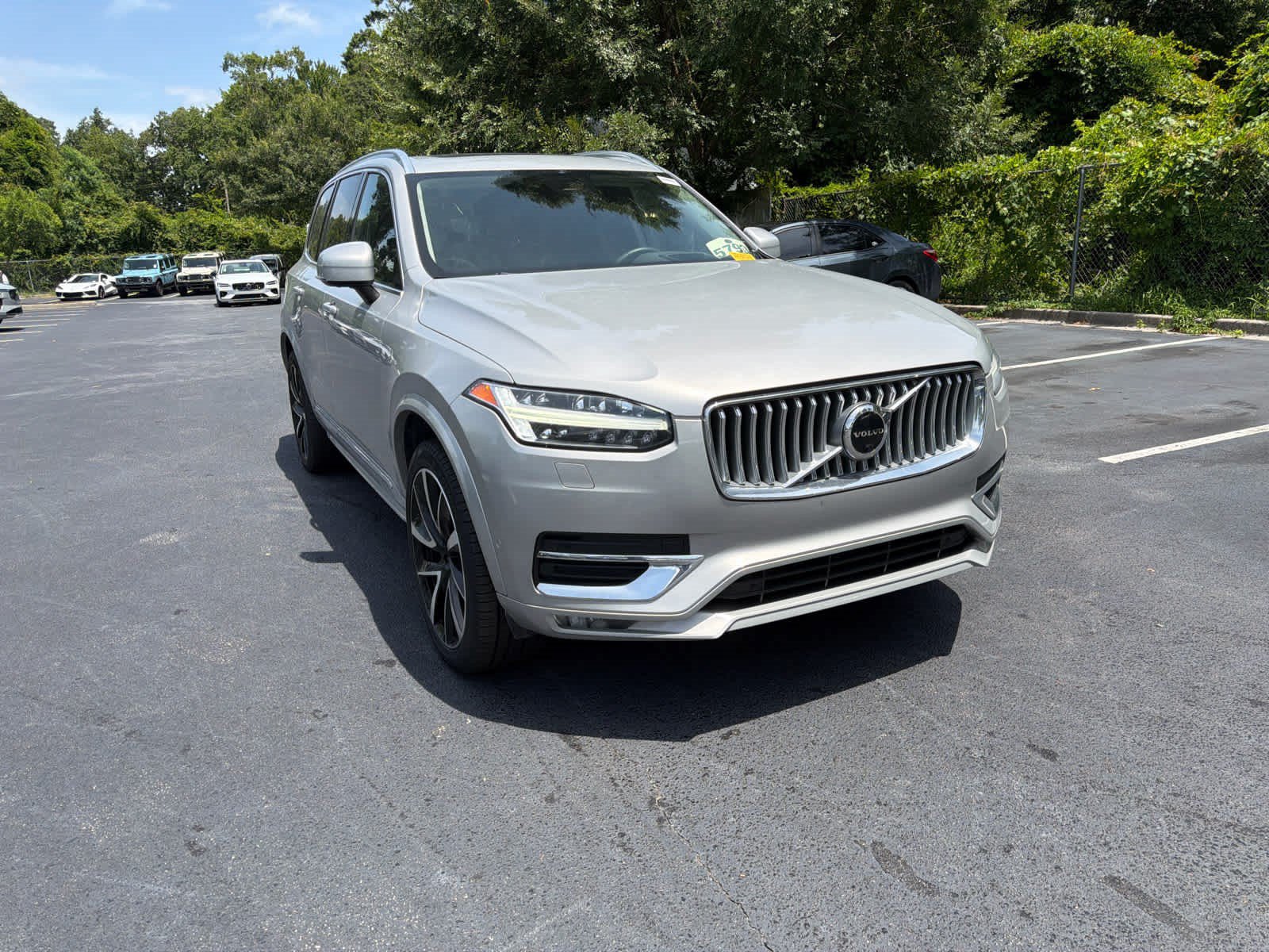Used 2023 Volvo XC90 B5 Plus w/ Protection Package Premier AWD/4WD image 3