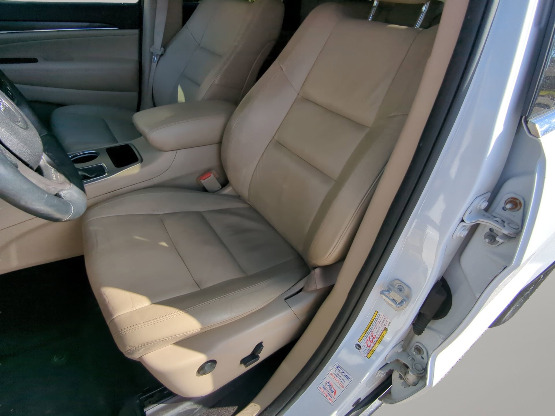 Used 2018 Jeep Grand Cherokee Limited image 49