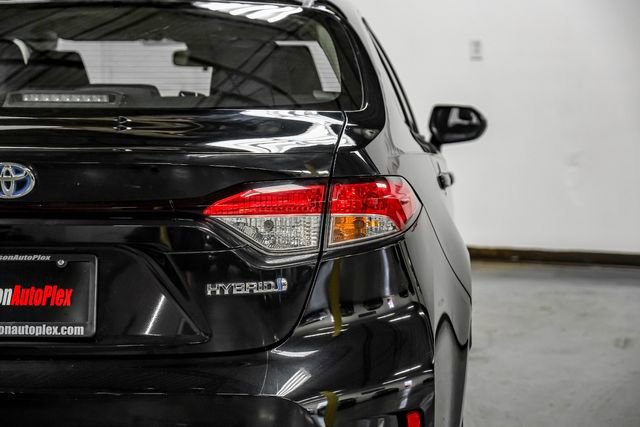 Used 2020 Toyota Corolla LE FWD image 46