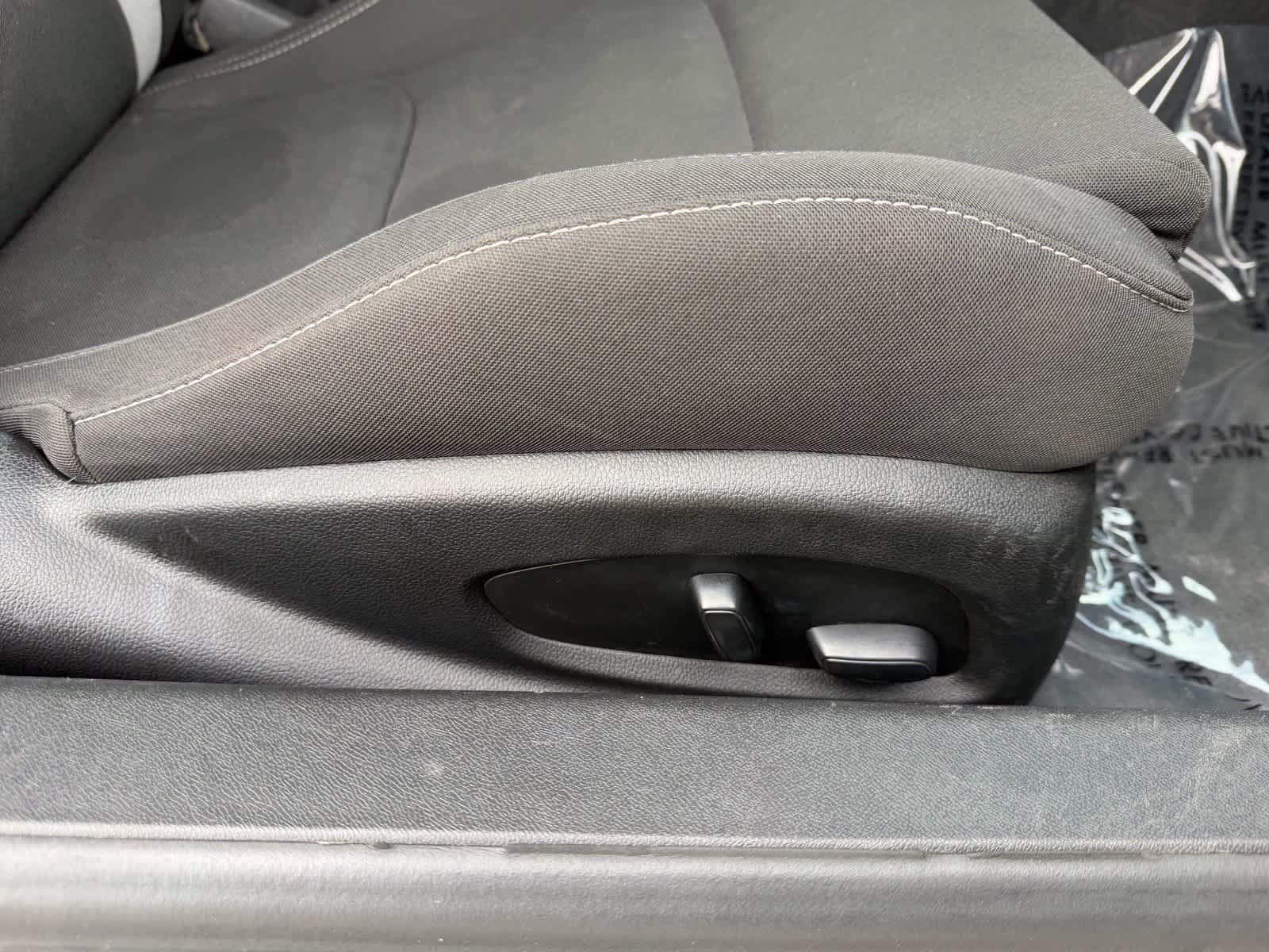 Used 2023 Chevrolet Camaro LT RWD image 14