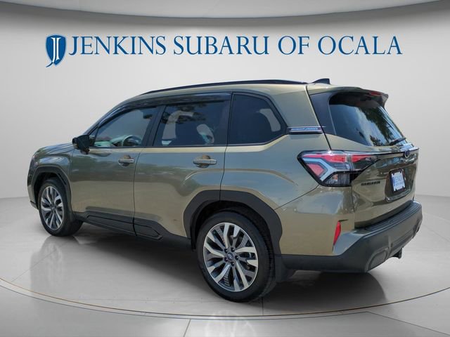 Used 2025 Subaru Forester Touring w/ Popular Package - Touring AWD/4WD image 5