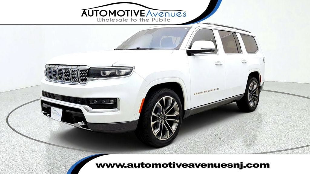 Used 2022 Jeep Grand Wagoneer Series III w/ Rear Seat Video Group 1