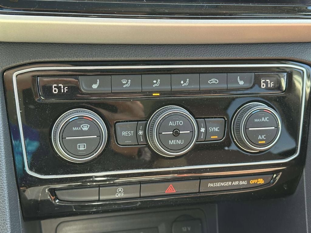 Used 2022 Volkswagen Atlas SEL AWD/4WD image 28