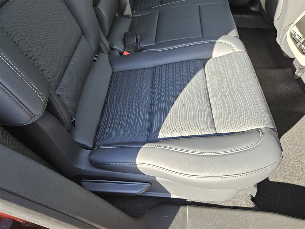 Used 2025 Lincoln Nautilus Reserve image 35