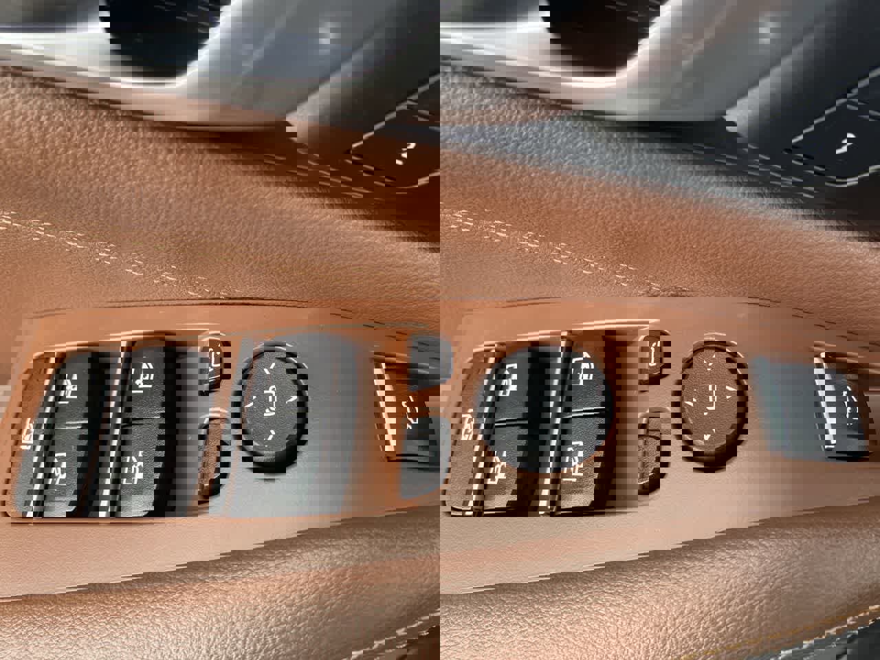 Used 2022 BMW X5 xDrive45e w/ Executive Package AWD/4WD image 13