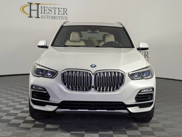 Used 2020 BMW X5 xDrive40i w/ Executive Package image 3