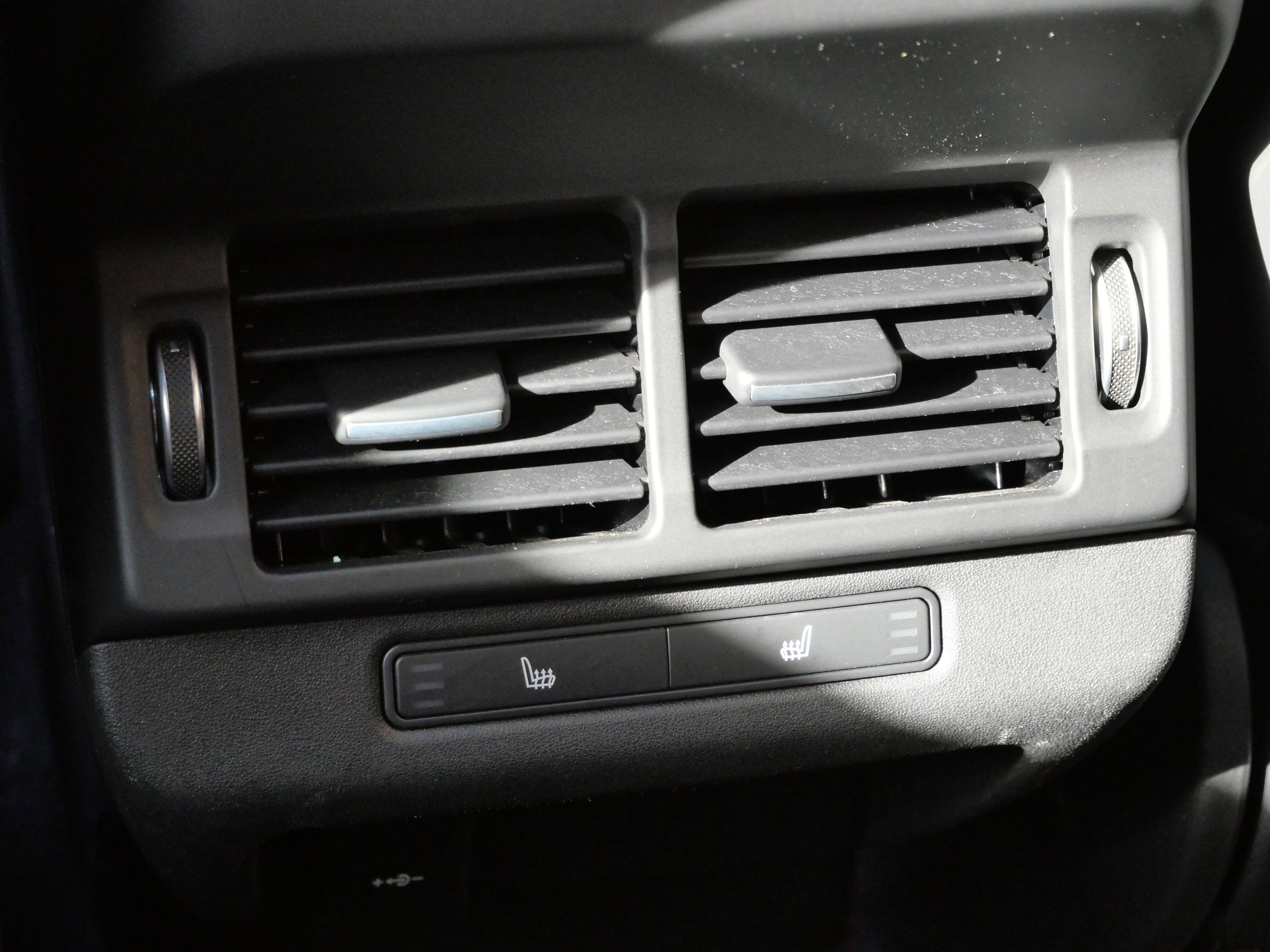 Used 2021 Land Rover Range Rover Evoque R-Dynamic HSE image 14