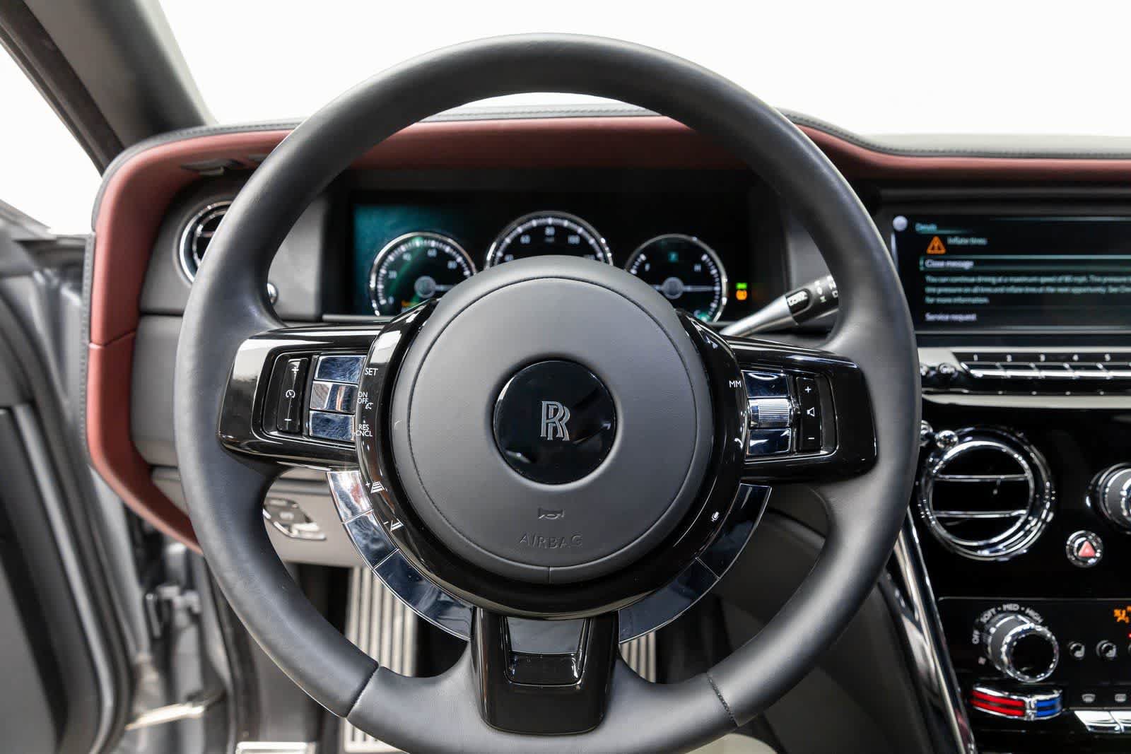 Certified 2022 Rolls-Royce Cullinan AWD/4WD image 18
