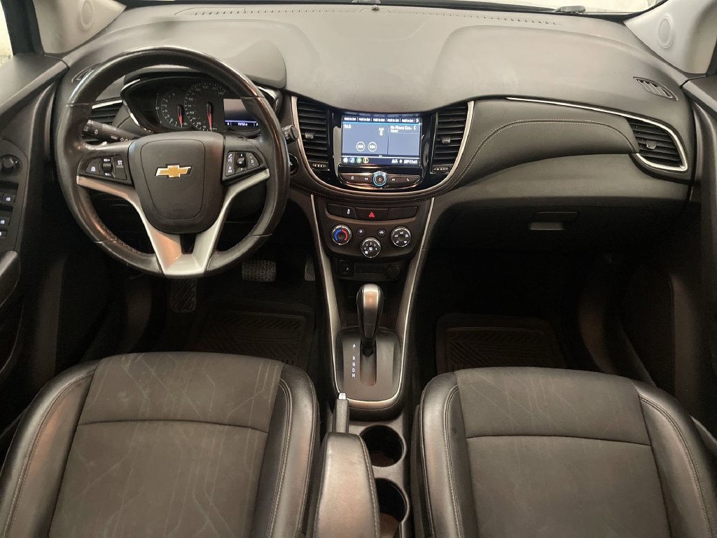Used 2019 Chevrolet Trax LT w/ LT Convenience Package FWD image 13
