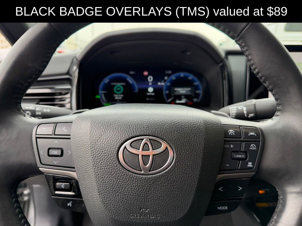 Used 2025 Toyota Camry XSE image 11