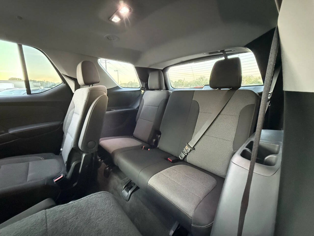 Used 2020 Chevrolet Traverse LT AWD/4WD image 19