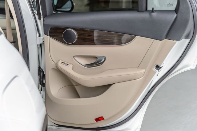 Used 2021 Mercedes-Benz GLC 300 4MATIC image 55