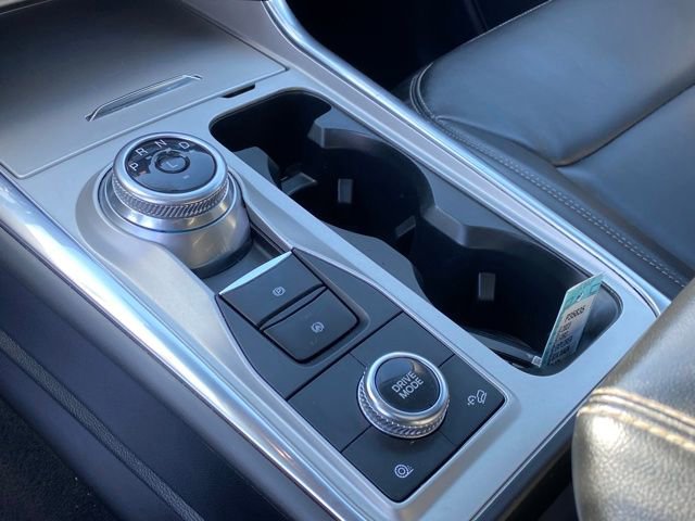 Used 2023 Ford Explorer XLT image 13