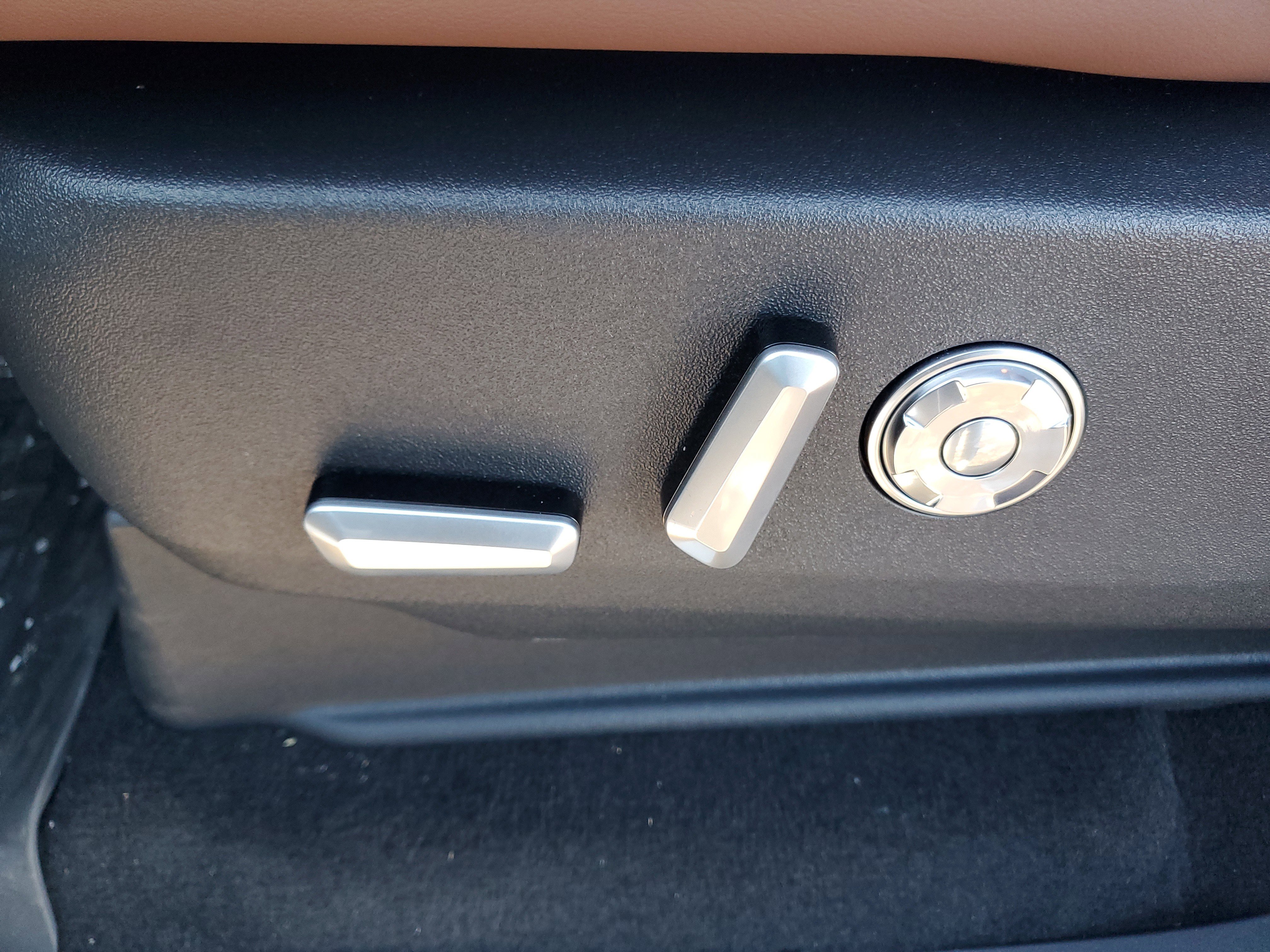 New 2025 Lincoln Navigator Reserve image 13