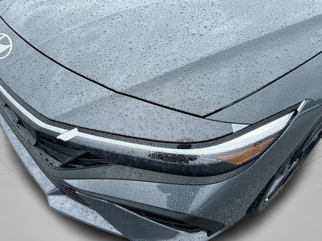 New 2026 Hyundai Elantra Sport FWD image 32