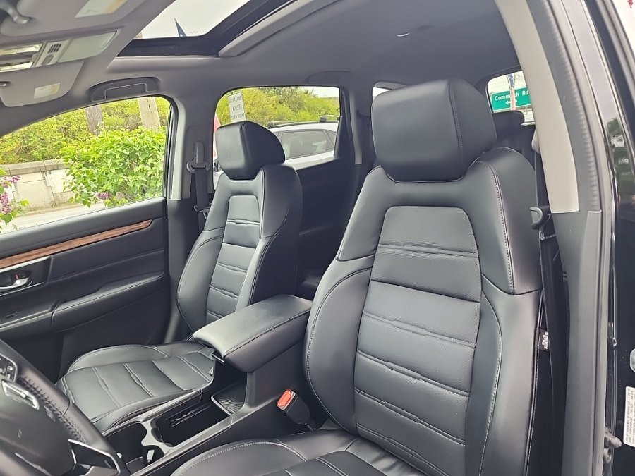 Used 2018 Honda CR-V Touring image 30