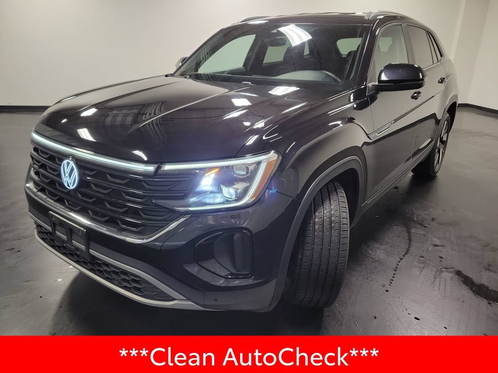 Used 2024 Volkswagen Atlas Cross Sport SE FWD image 4