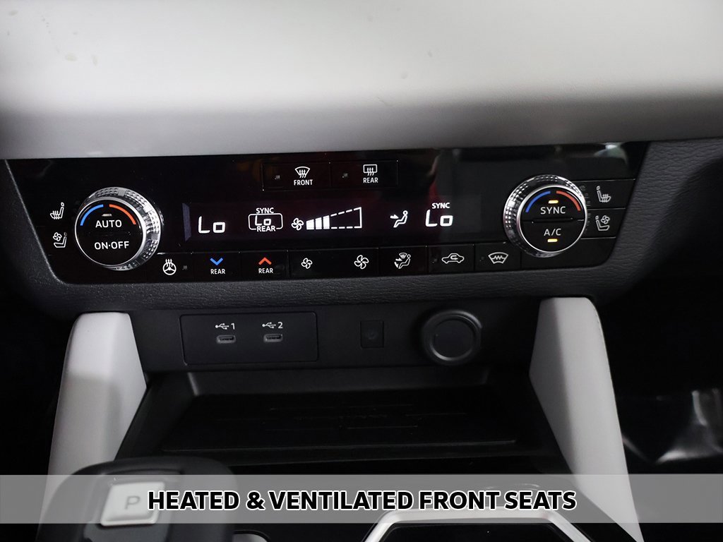 New 2025 Mitsubishi Outlander SEL image 10