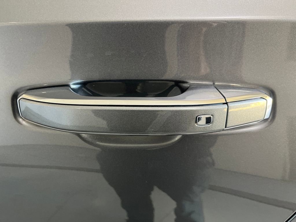 Used 2021 GMC Yukon Denali w/ Denali Premium Package image 66