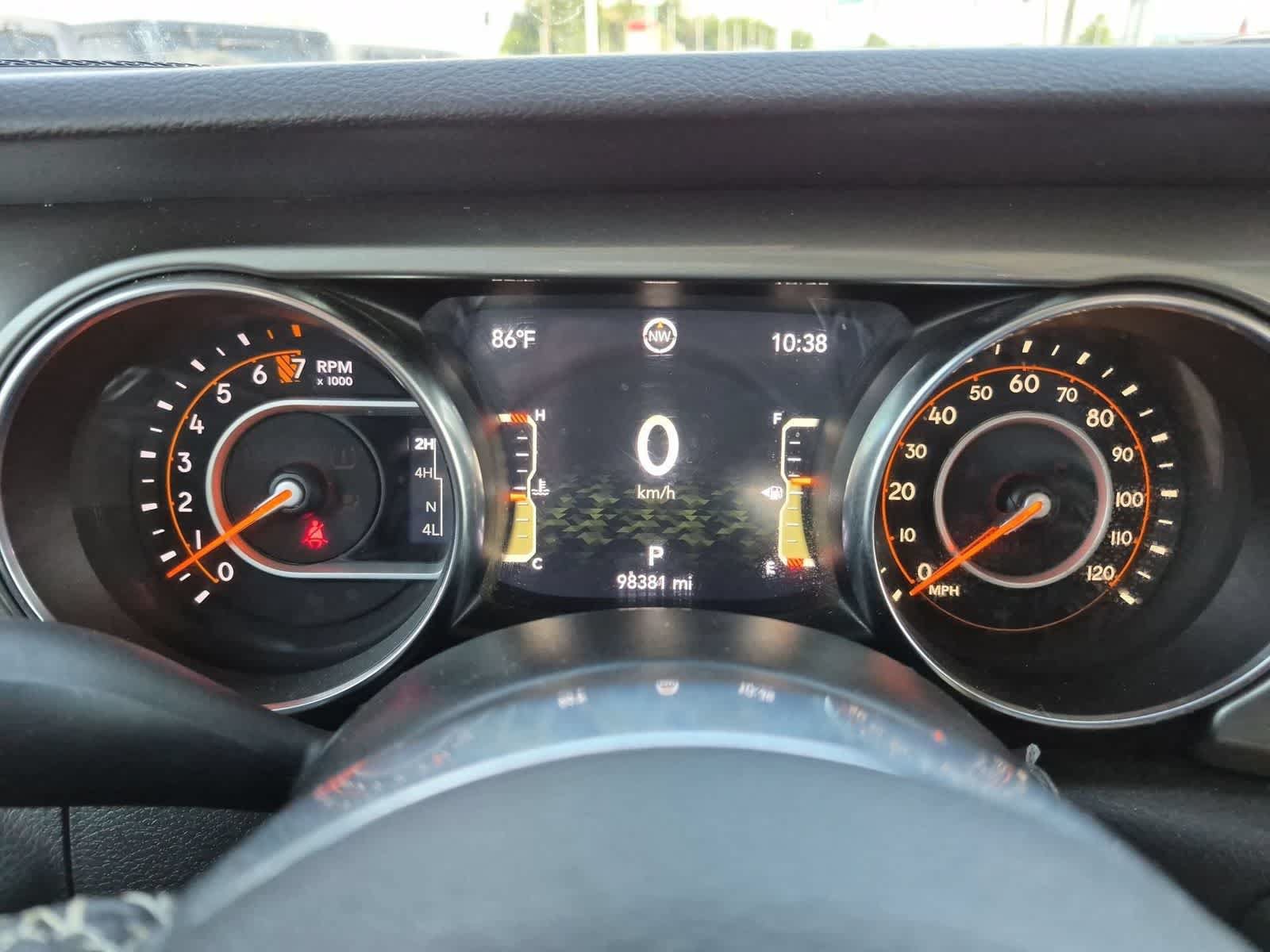 Used 2020 Jeep Gladiator Overland AWD/4WD image 24