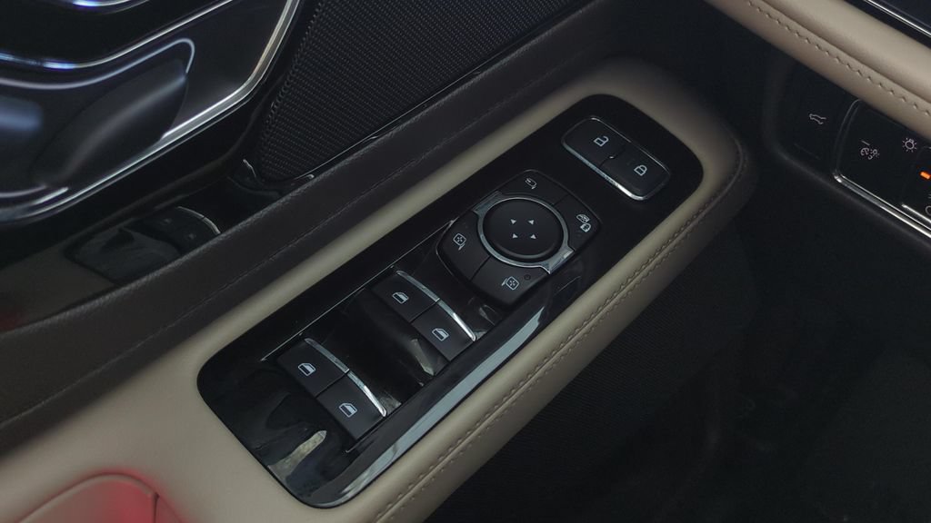Used 2024 Lincoln Aviator Reserve RWD image 20