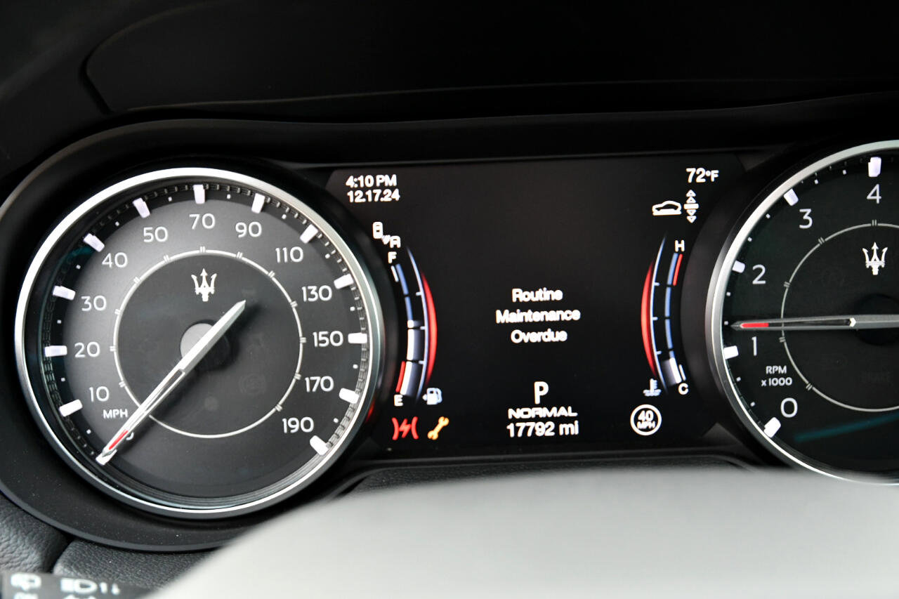 Used 2023 Maserati Levante Modena image 13