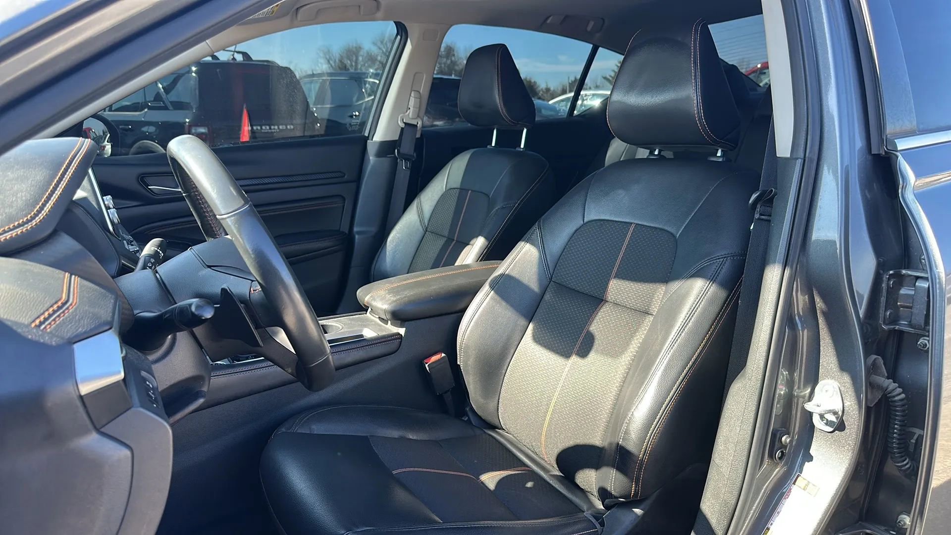 Used 2022 Nissan Altima 2.5 SR w/ Midnight Edition Package image 10