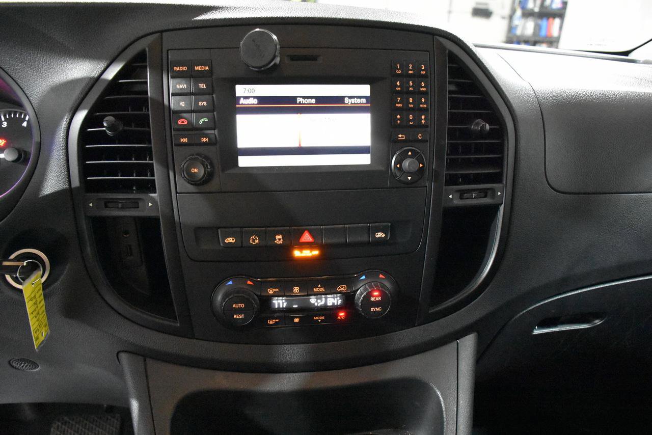 Used 2016 Mercedes-Benz Metris Passenger image 17