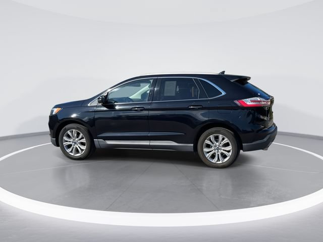 Certified 2019 Ford Edge Titanium w/ Cold Weather Package AWD/4WD image 5