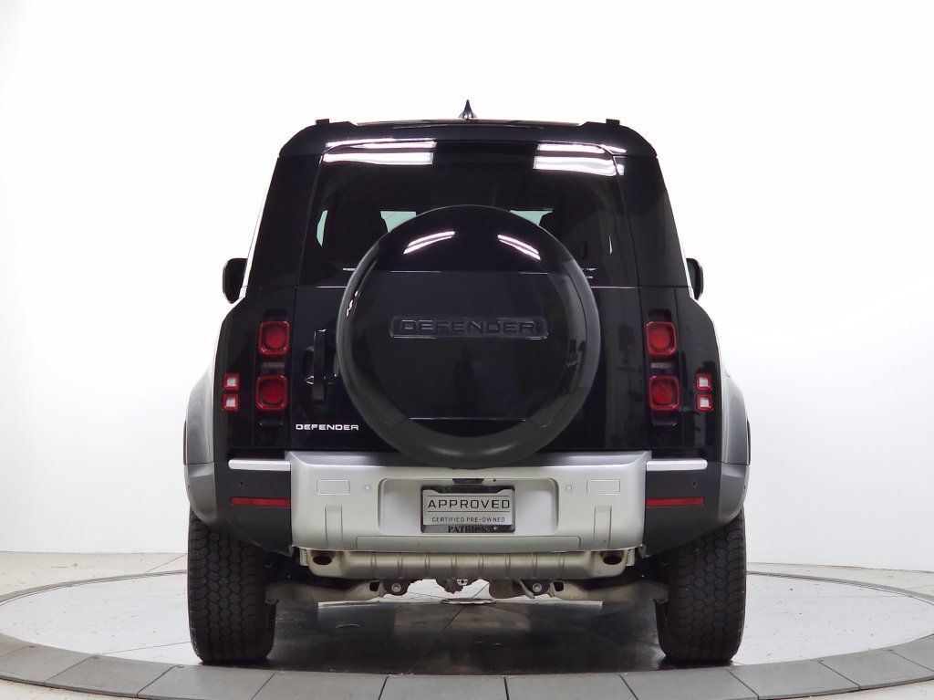 Certified 2025 Land Rover Defender 110 S AWD/4WD image 4