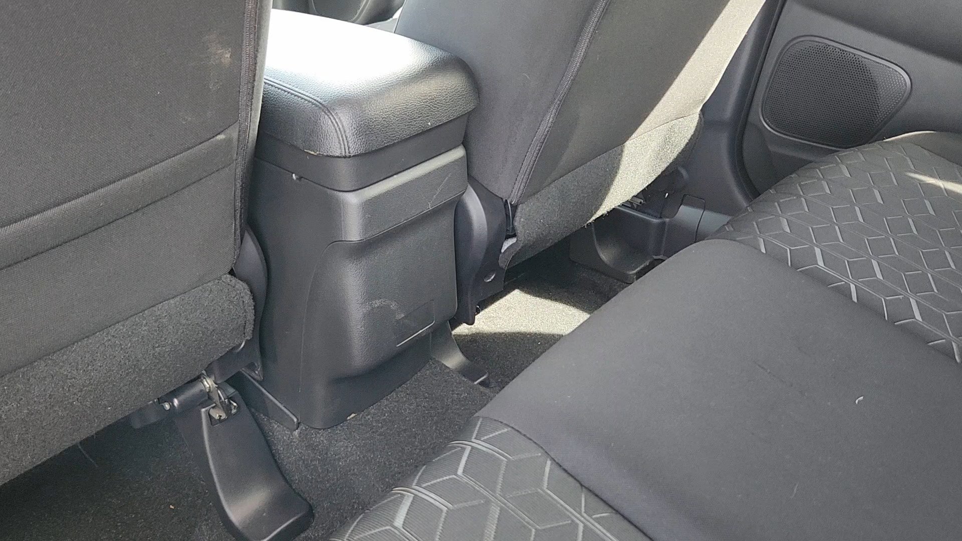 Used 2024 Mitsubishi Outlander Sport ES AWD/4WD image 17