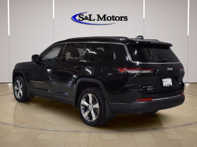 Used 2022 Jeep Grand Cherokee L Limited AWD/4WD image 5