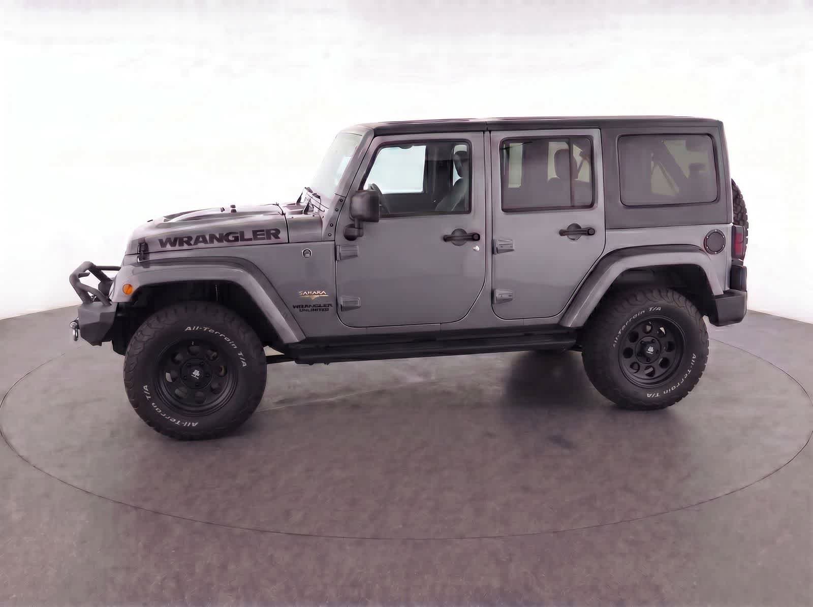 Used 2014 Jeep Wrangler Unlimited Sahara w/ Connectivity Group AWD/4WD image 6