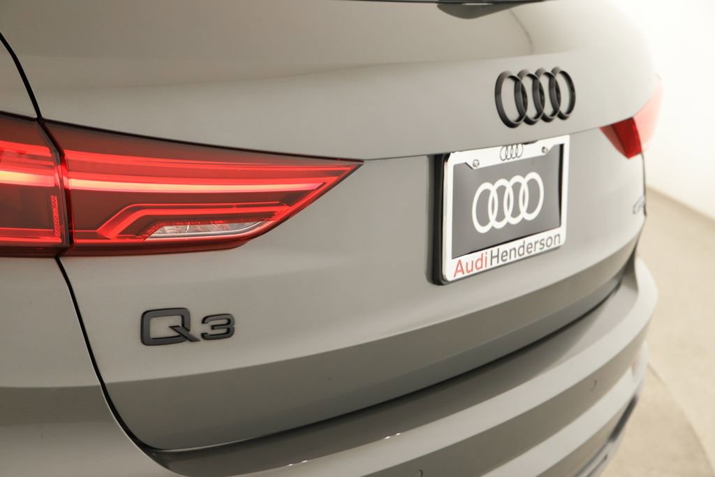 Used 2021 Audi Q3 2.0T Premium w/ Convenience Package image 31