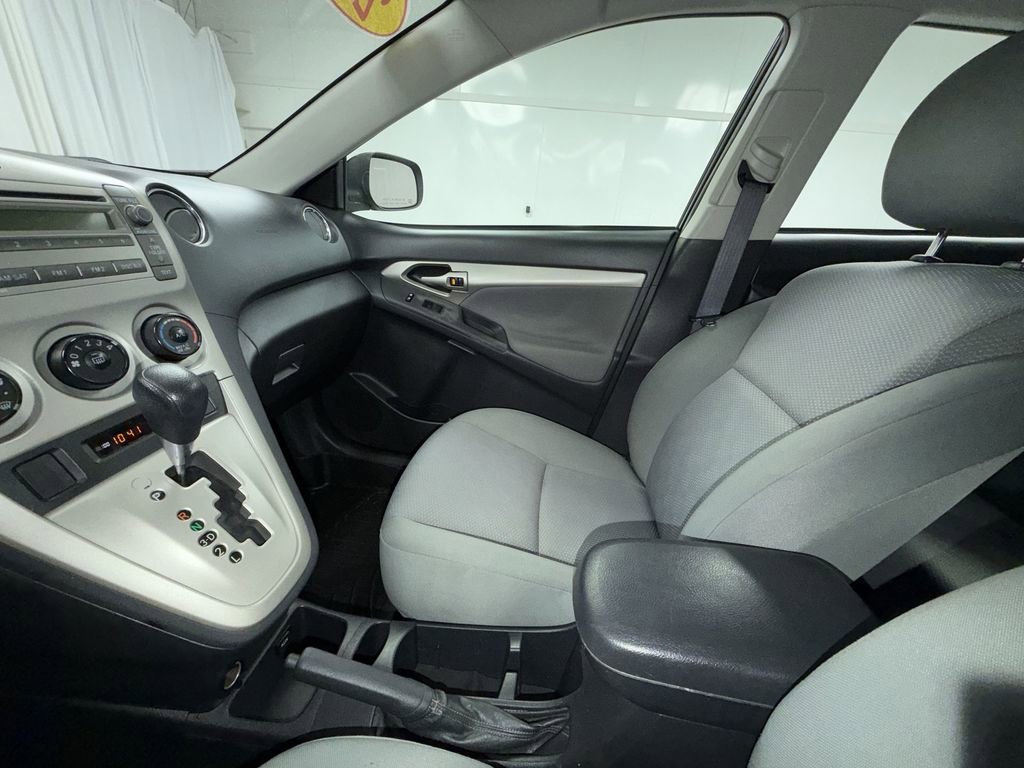 Used 2009 Toyota Matrix image 21