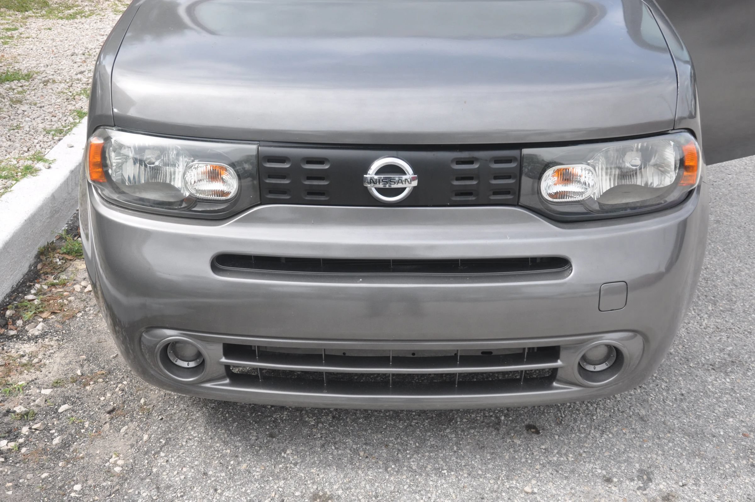Used 2010 Nissan Cube 1.8 SL w/ Interior Designer Pkg FWD image 22