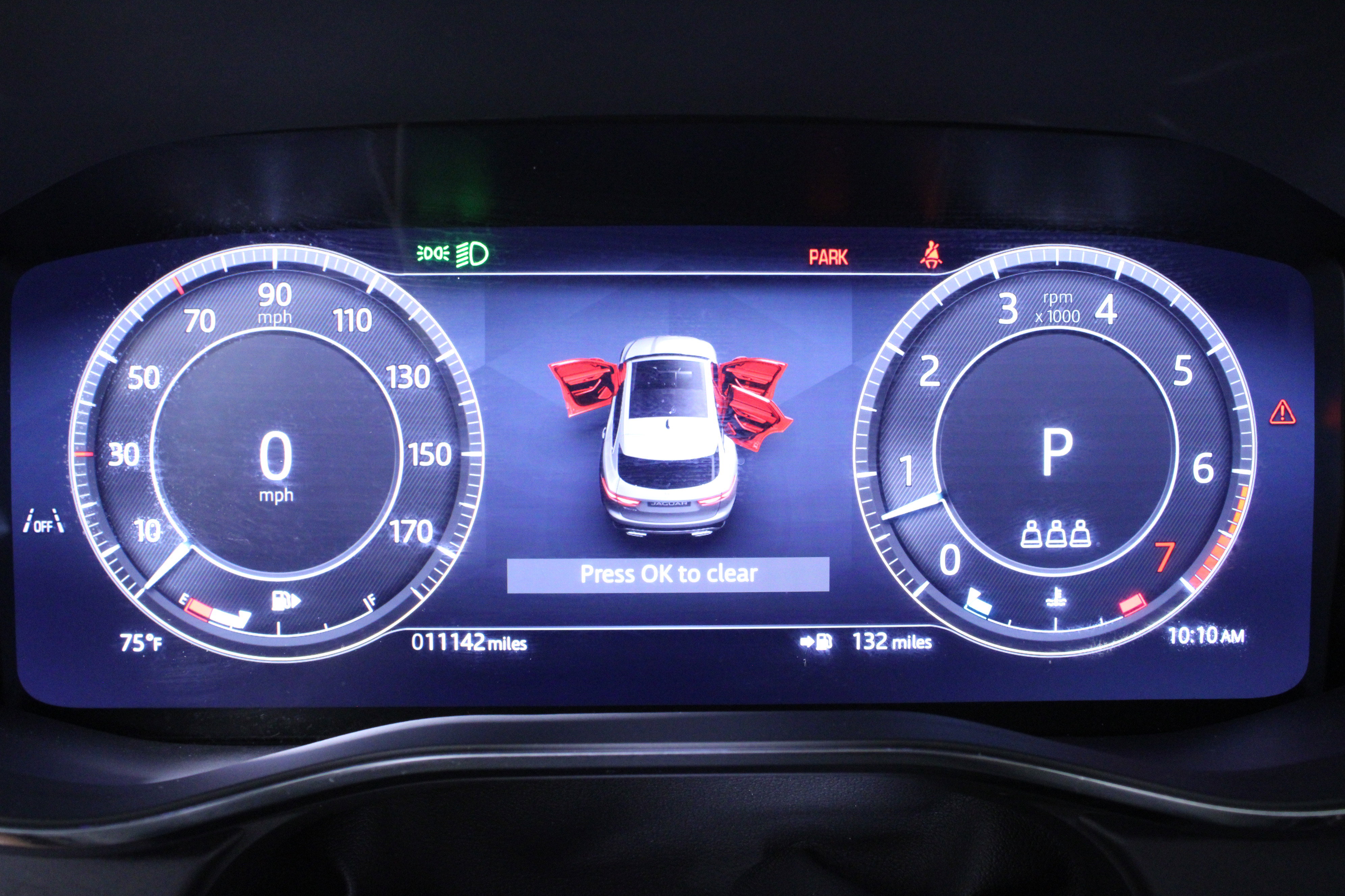 Used 2025 Jaguar F-PACE R-Dynamic S image 25