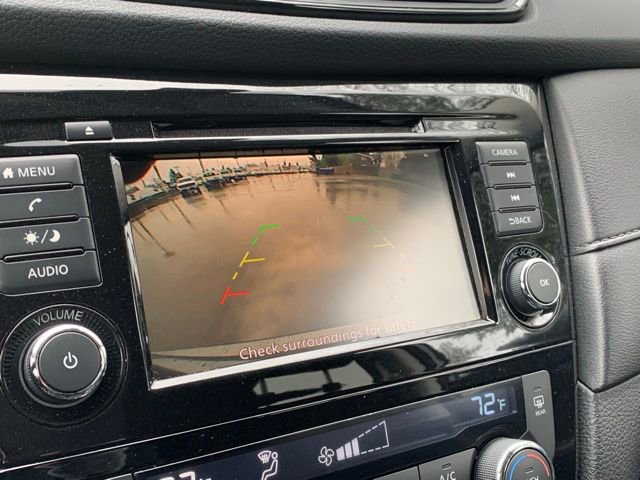 Used 2019 Nissan Rogue SV image 17