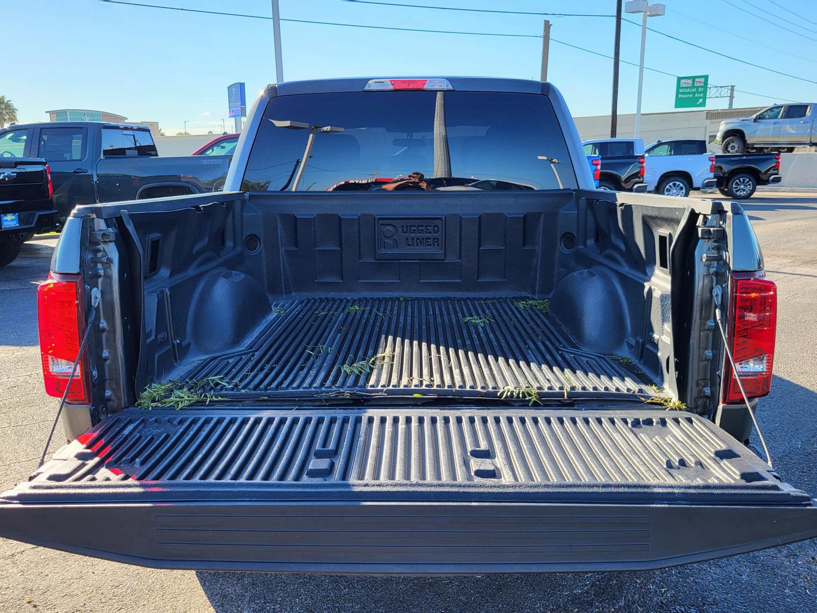 Used 2020 Ford F150 XLT image 32